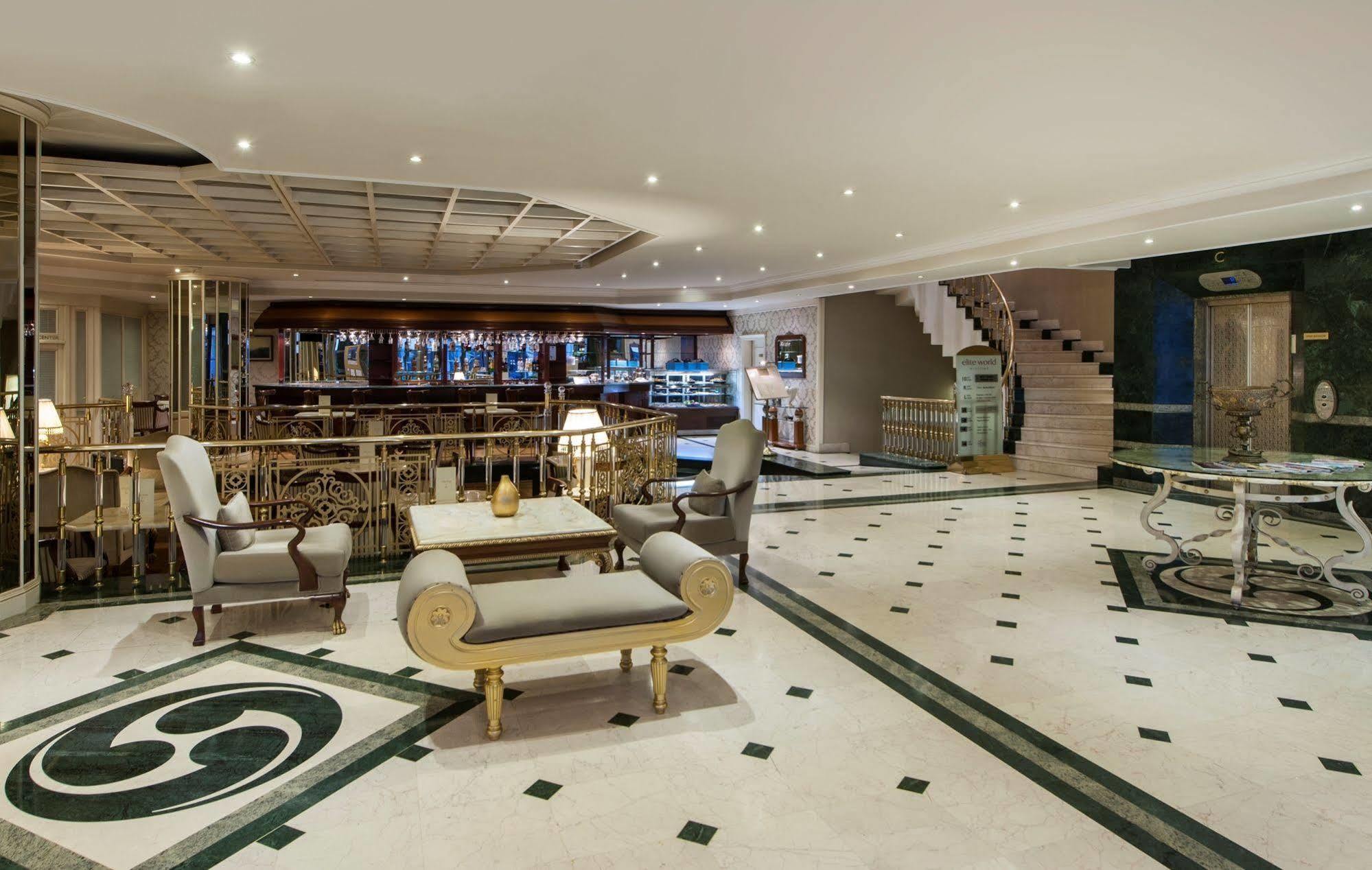 Готель Elite World Comfy Istanbul Taksim Екстер'єр фото