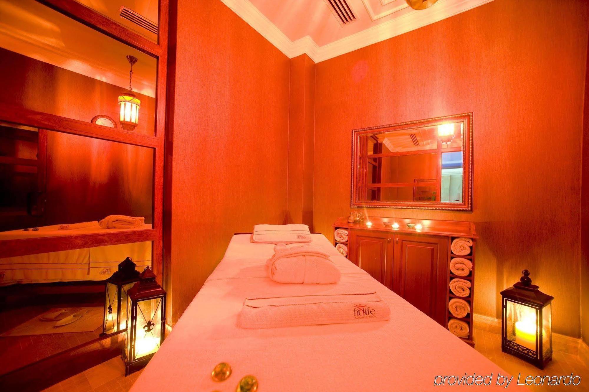 Готель Elite World Comfy Istanbul Taksim Екстер'єр фото